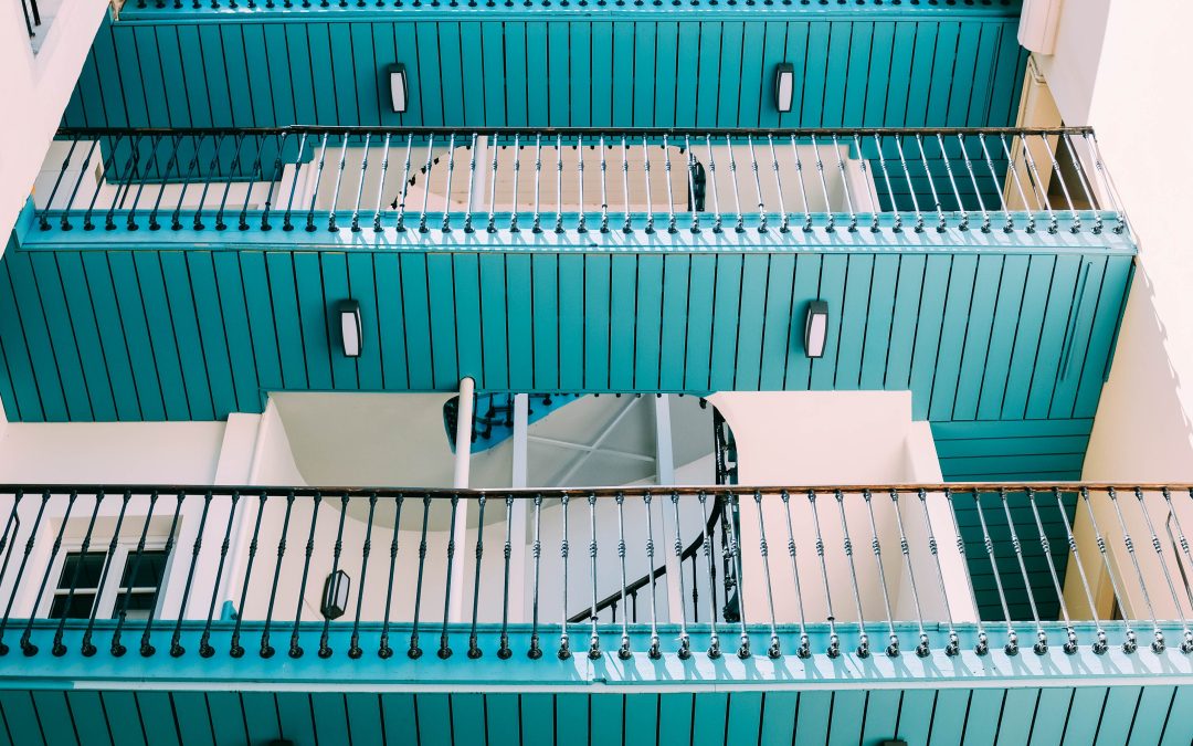 Consejos para comunidades de vecinos: Mantener áreas comunes libres de plagas